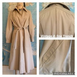 Vintage Trench Coat 70s a line detail